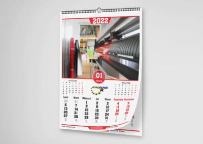 calendar de perete personalizat 12 file