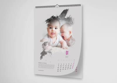 calendar de perete personalizat 12 file